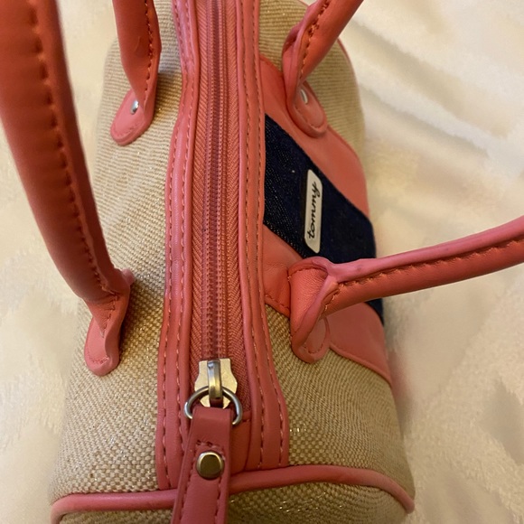 Tommy Hilfiger Kids Mini Handbag - Picture 4 of 4